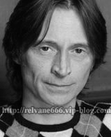 Robert Carlyle